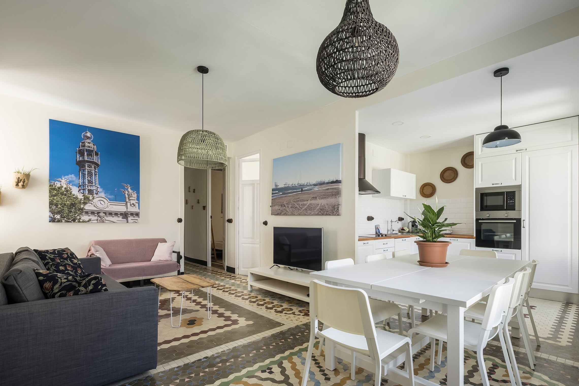 hotel.pictures.0.altText