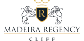 um logotipo para a madeira regency clube