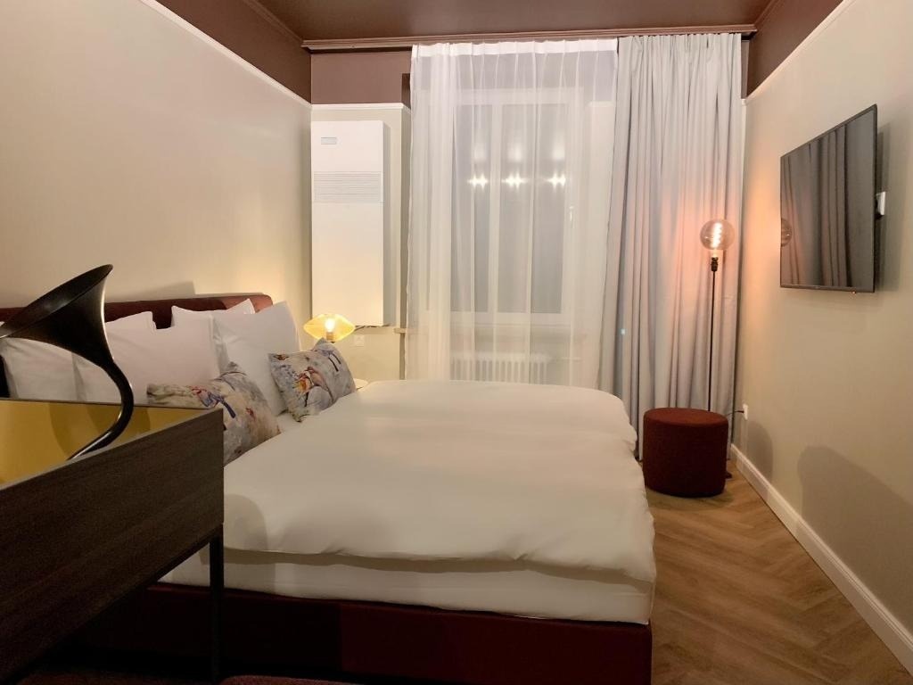 room pictures