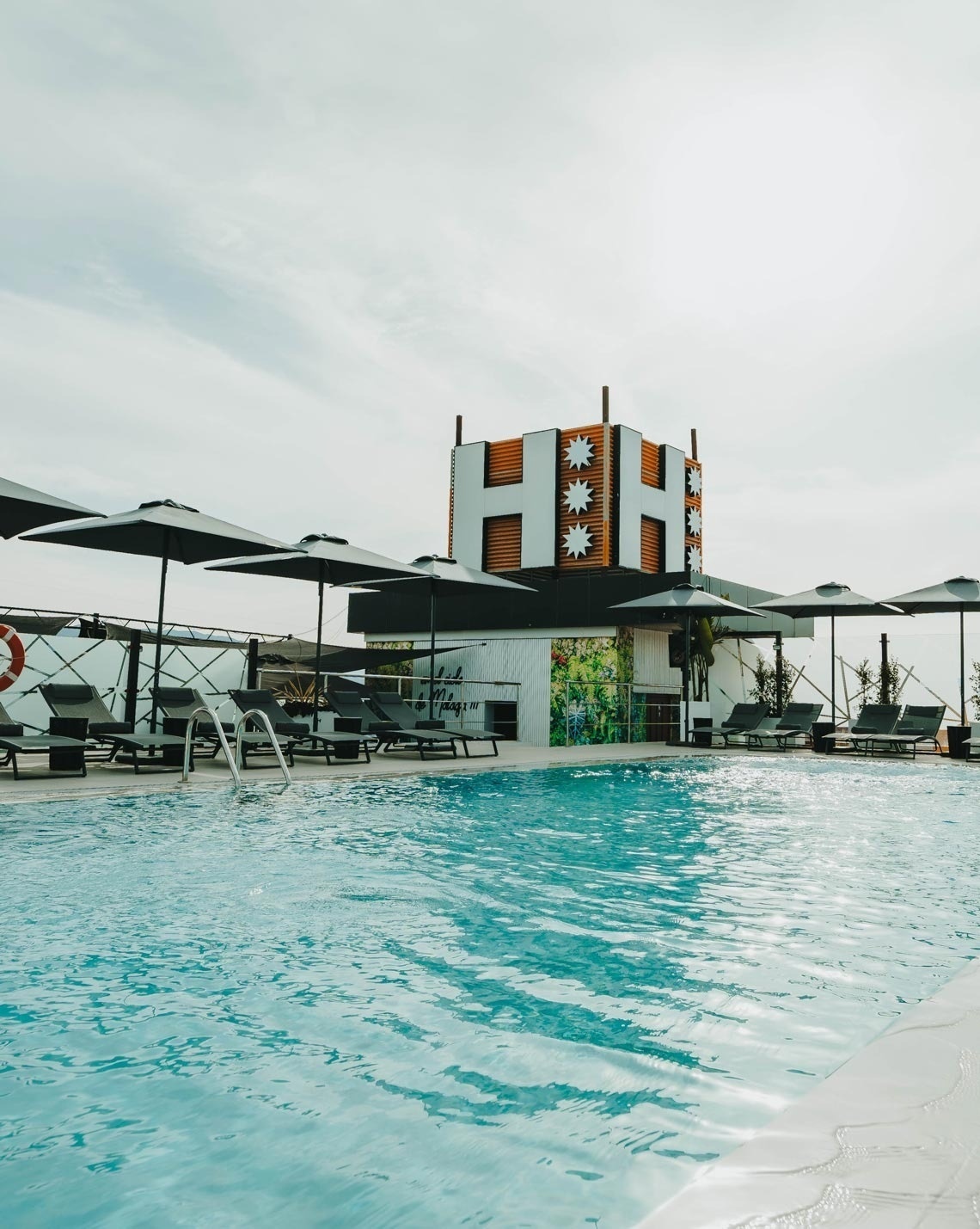 un cartel para un concierto con helena guedes bruno pernas afonso joaquim cuadros