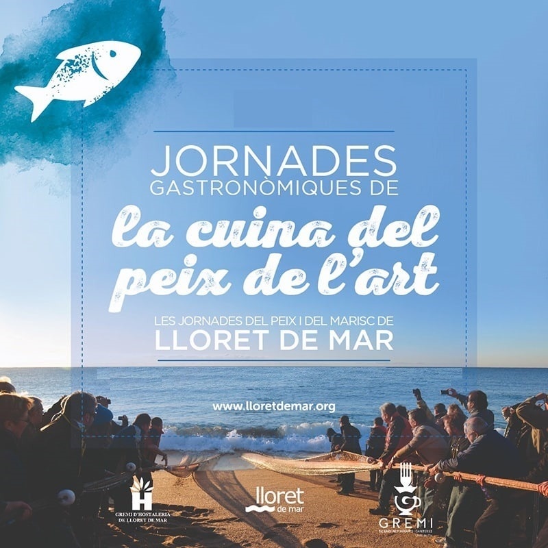 Piscina blava d'hotel per a una estada relaxant.