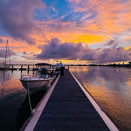 Muelle náutico y marina