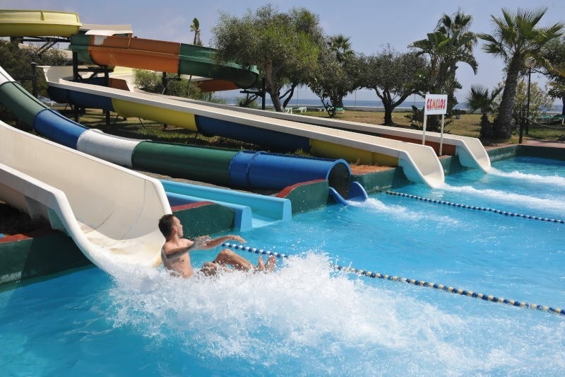 el cielo nocturno está lleno de muchas estrellas