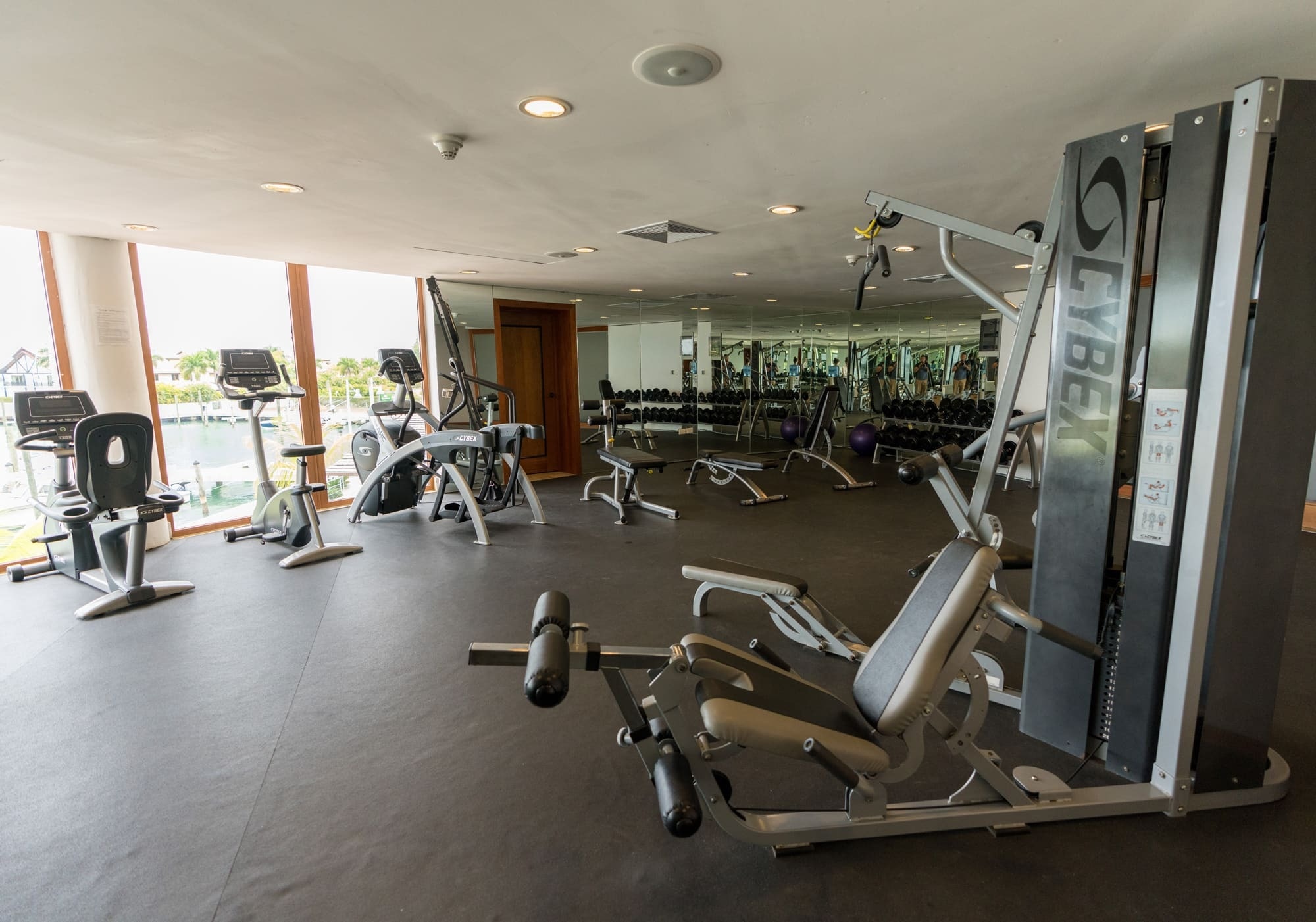 a gym with a machine that says cybex on it