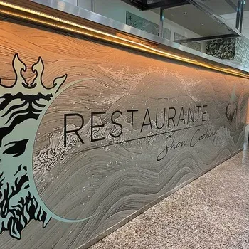 On Hotels: Neptuno Restaurant with live show cooking.