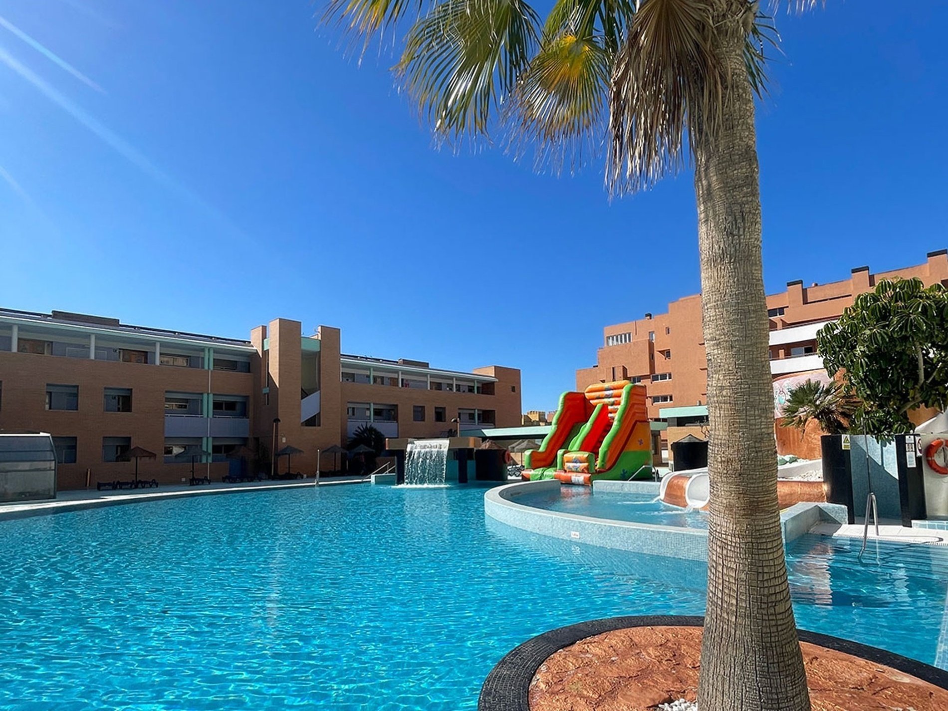 Neptuno by ON Group | Web Oficial | Hotel en Roquetas de mar, Almería