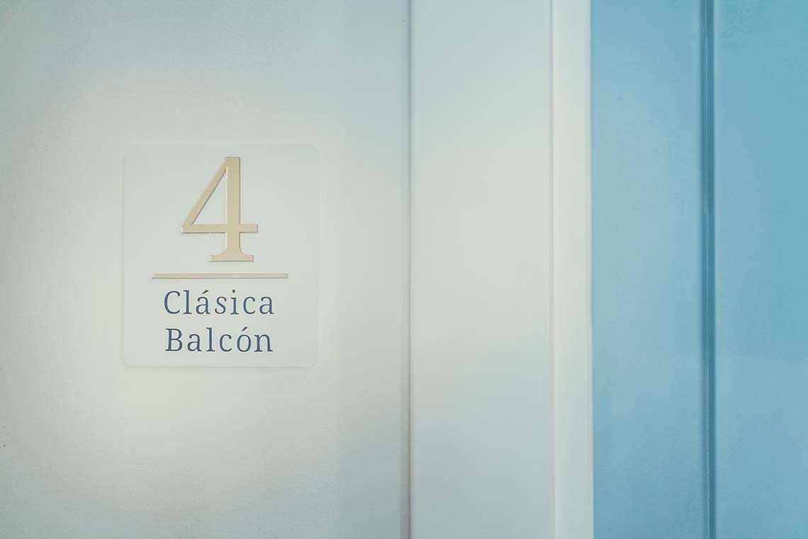 Habitación Clásica con Balcón