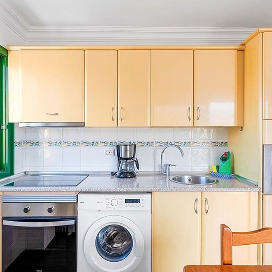 Two Bedroom Family Teide Apartment with sunny balcony and Teide View