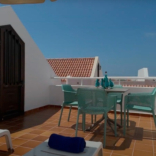 Duplex with Mountain Views with Solarium