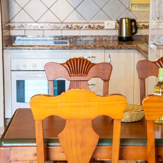 Sunny 2 Bedroom Apartment with Pool Views