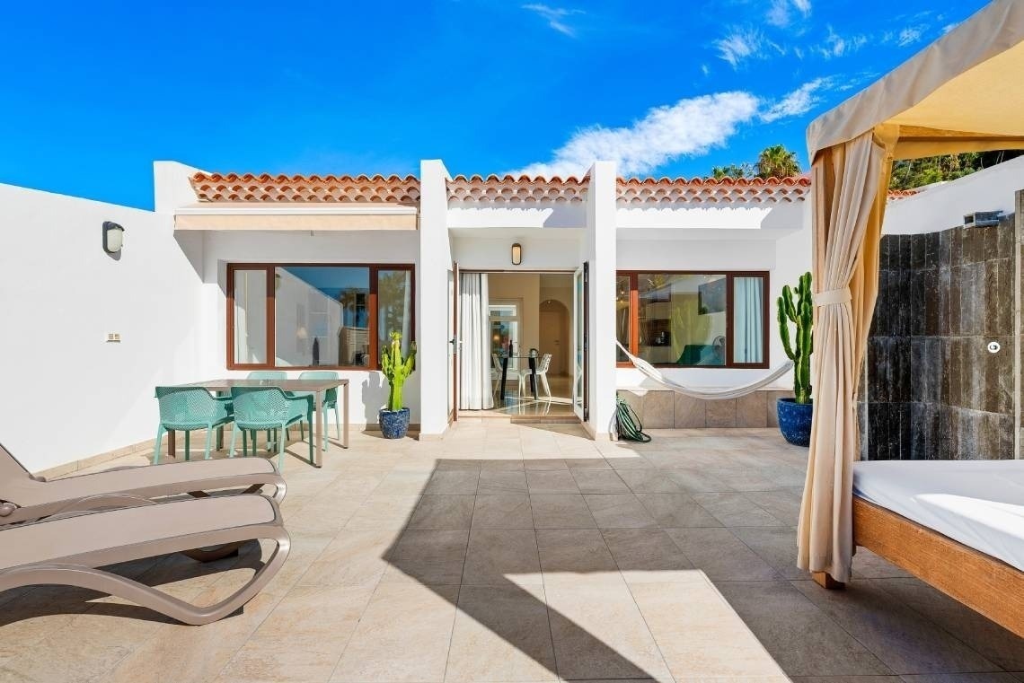 Haciendas Village Tenerife ***