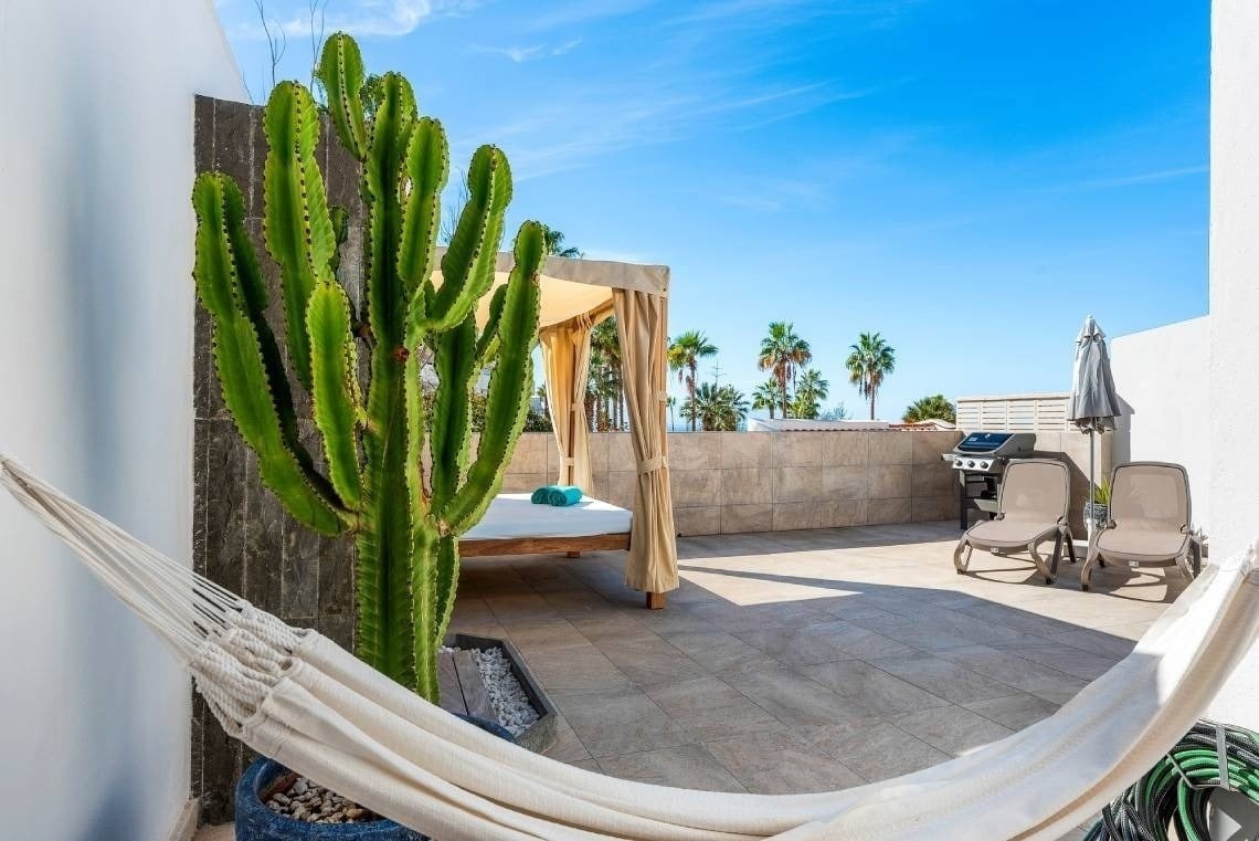 Haciendas Village Tenerife ***