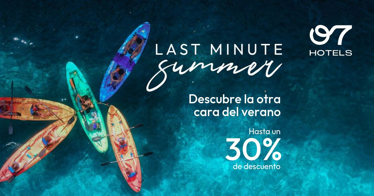 O7 HOTELS: Corporativa - Amici festeggiano l'alba sulla spiaggia.