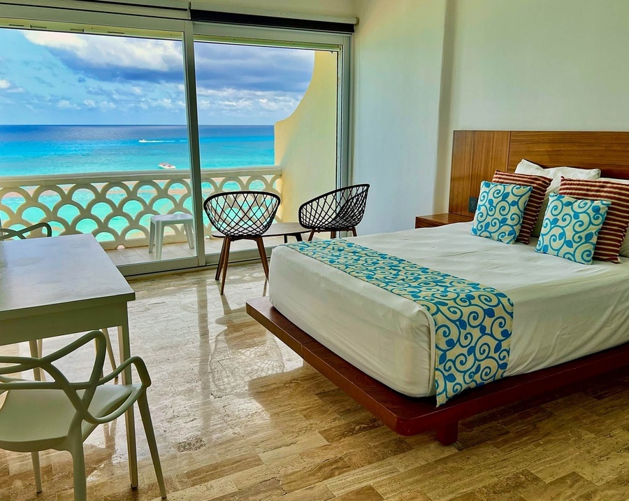 Seashore Apartments Cancun