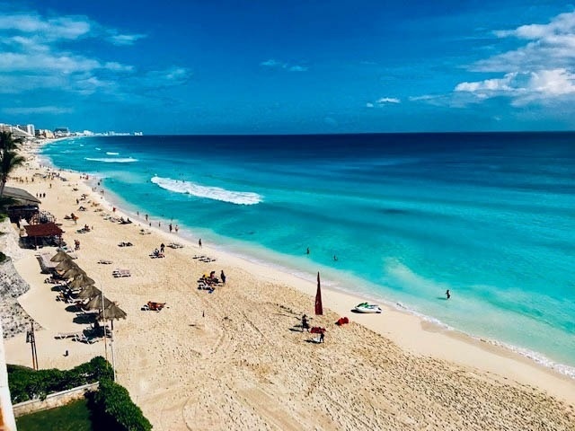 Seashore Apartments Cancun