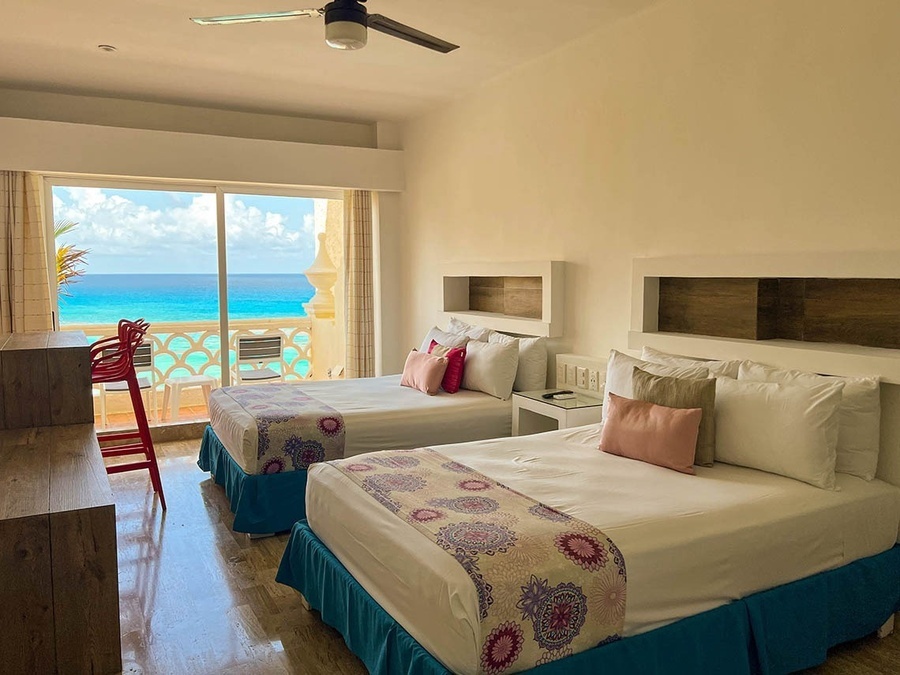 Seashore Apartments Cancun