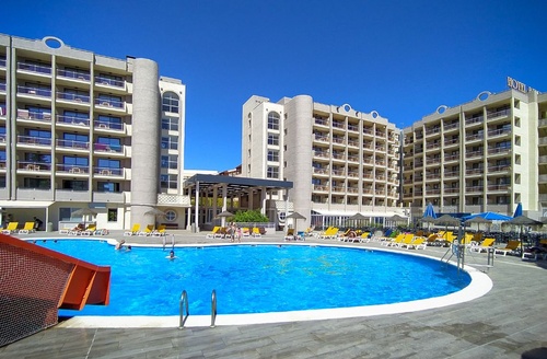Hôtel Ohtels Belvedere, Salou : piscine, toboggan, près de Port Aventura