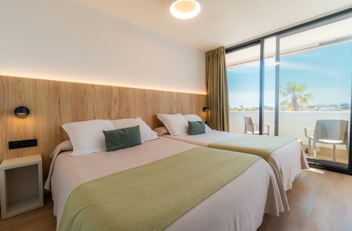 Habitación doble con vistas al mar en Hotel en Matalascañas | Ohtels Carabela Beach & Golf