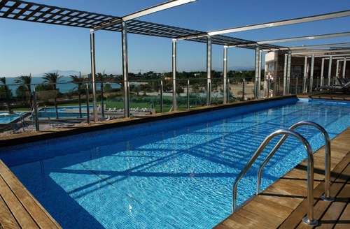 Piscina de borde infinito en Hotel Delta del Ebro | Perelló | Ohtels Les Oliveres
