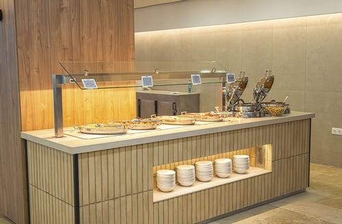 Buffet en Ohtels Les Oliveres, Hotel en el Delta del Ebro | Perelló.