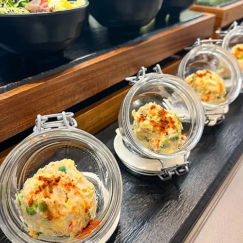 Olympus Palace cremiger Kartoffelsalat in Einzelgläsern, ideal für Events.