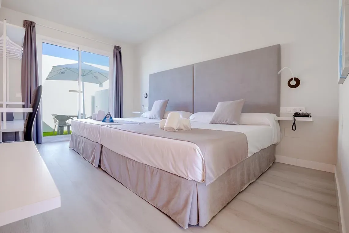 Habitación doble moderna en ON City Resort All Inclusive Prime | Playa de Doñana