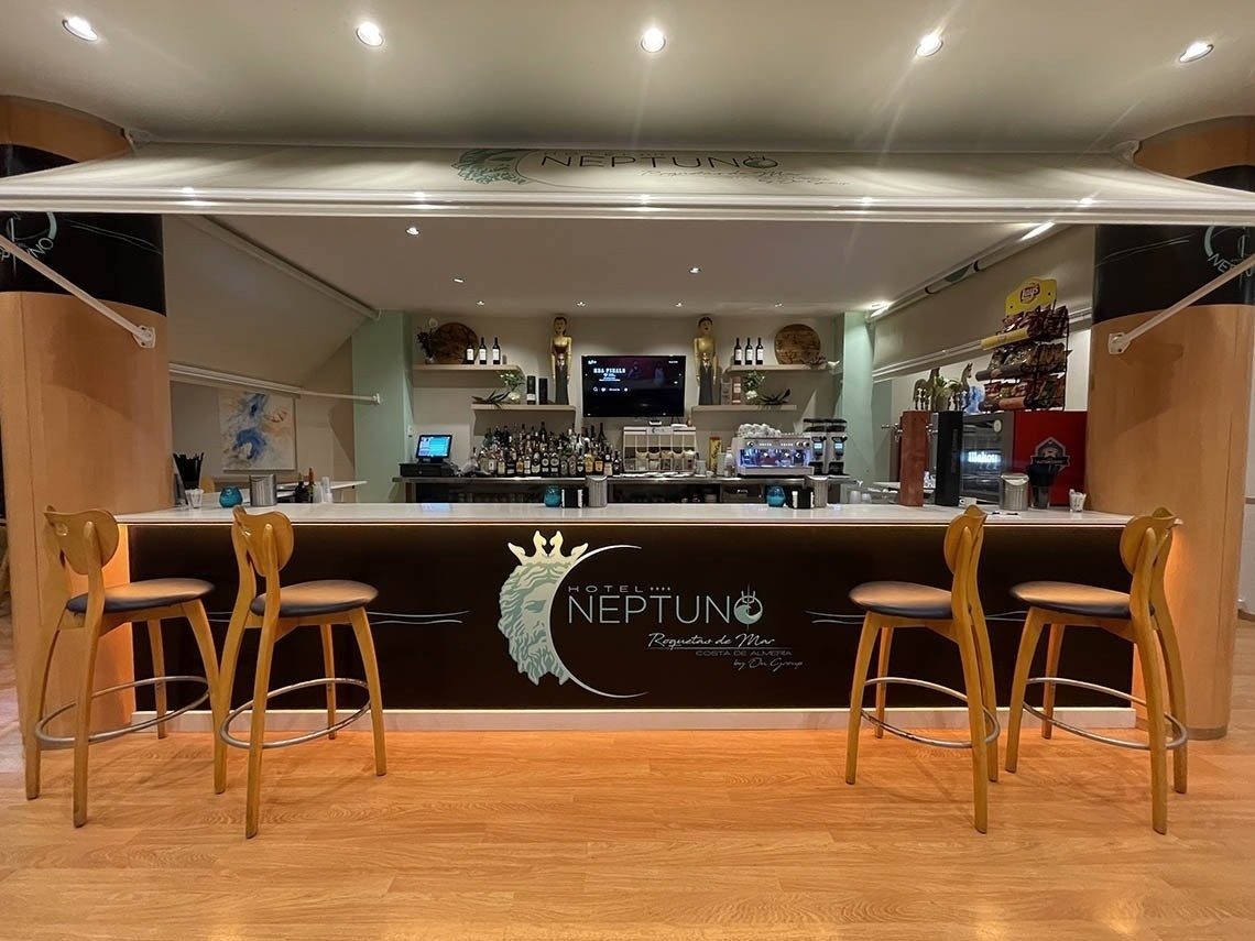 a bar with the word neptune on it