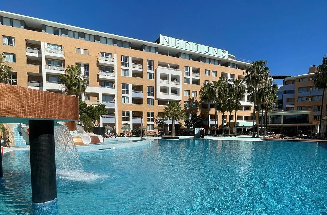 Neptuno hotel pool and building, perfect for stays with On Hotels: ON Corporativa.