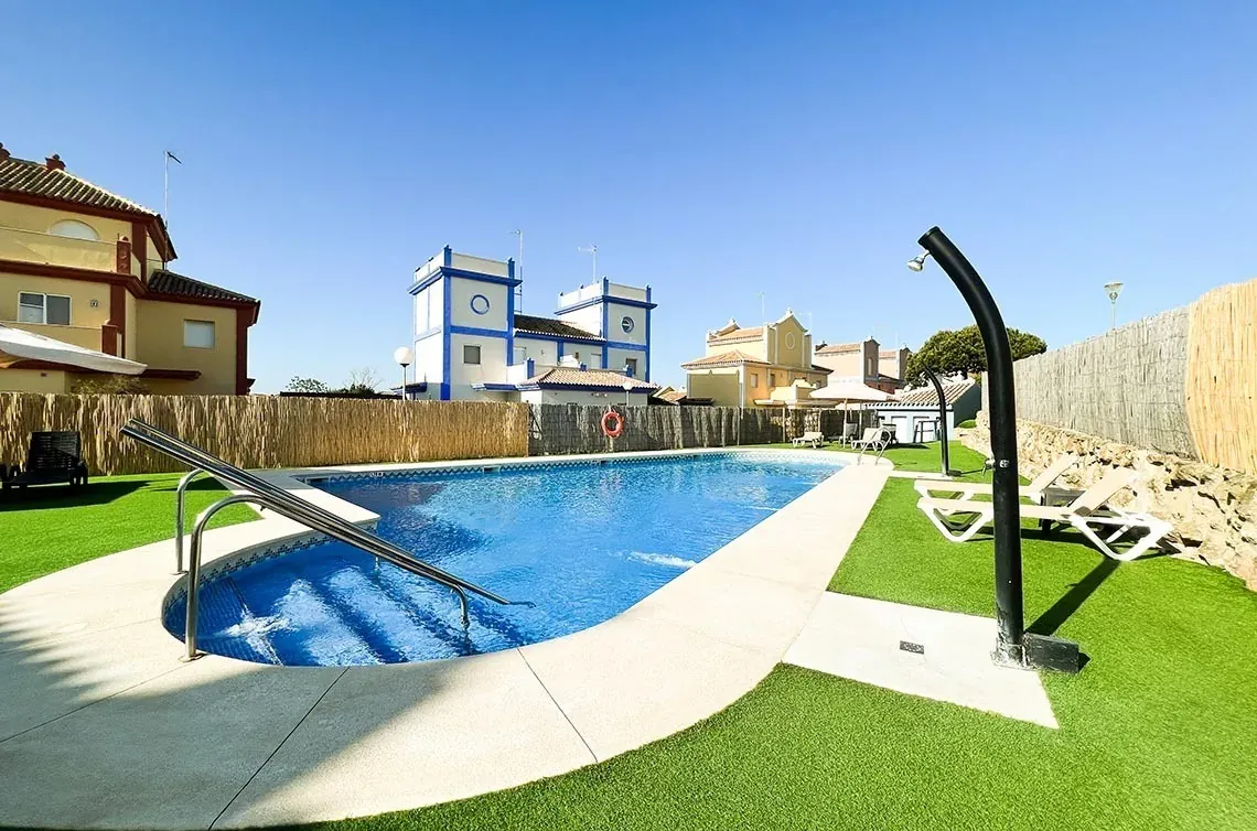 Piscina del ON Family Playa Doñana | ON Hotels Group