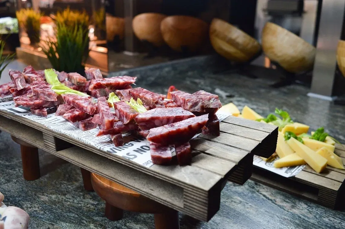 Planche de charcuterie et fromage chez On Hotels: ON Corporativa.