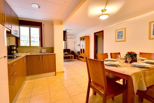 Ona Hotels & Apartments