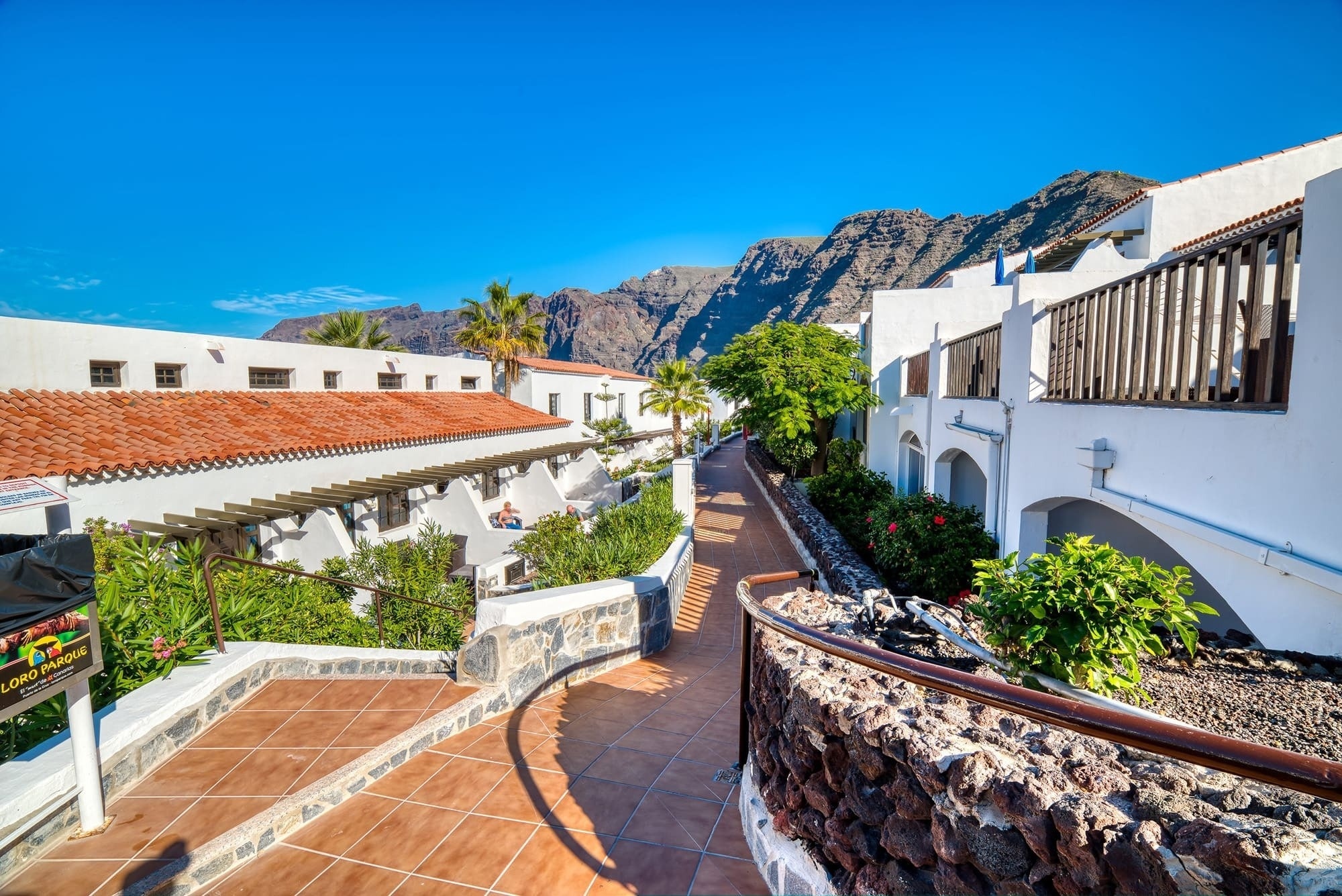 Ona The Roses Holiday apartments in Tenerife