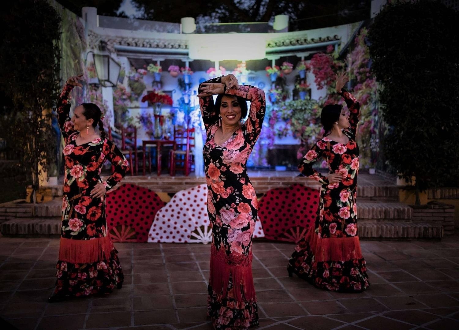 Espectáculo flamenco con tres bailaoras en el Hotel Ona Alanda Club Marbella