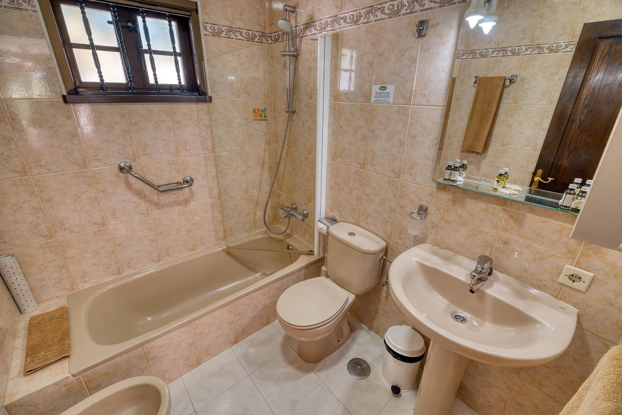 Ona Hotels & Apartments