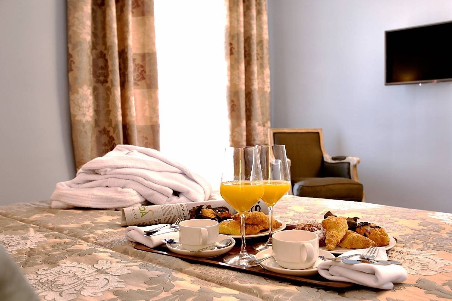 Breakfast in a double room at the Hotel Ona Alanda Club Marbella