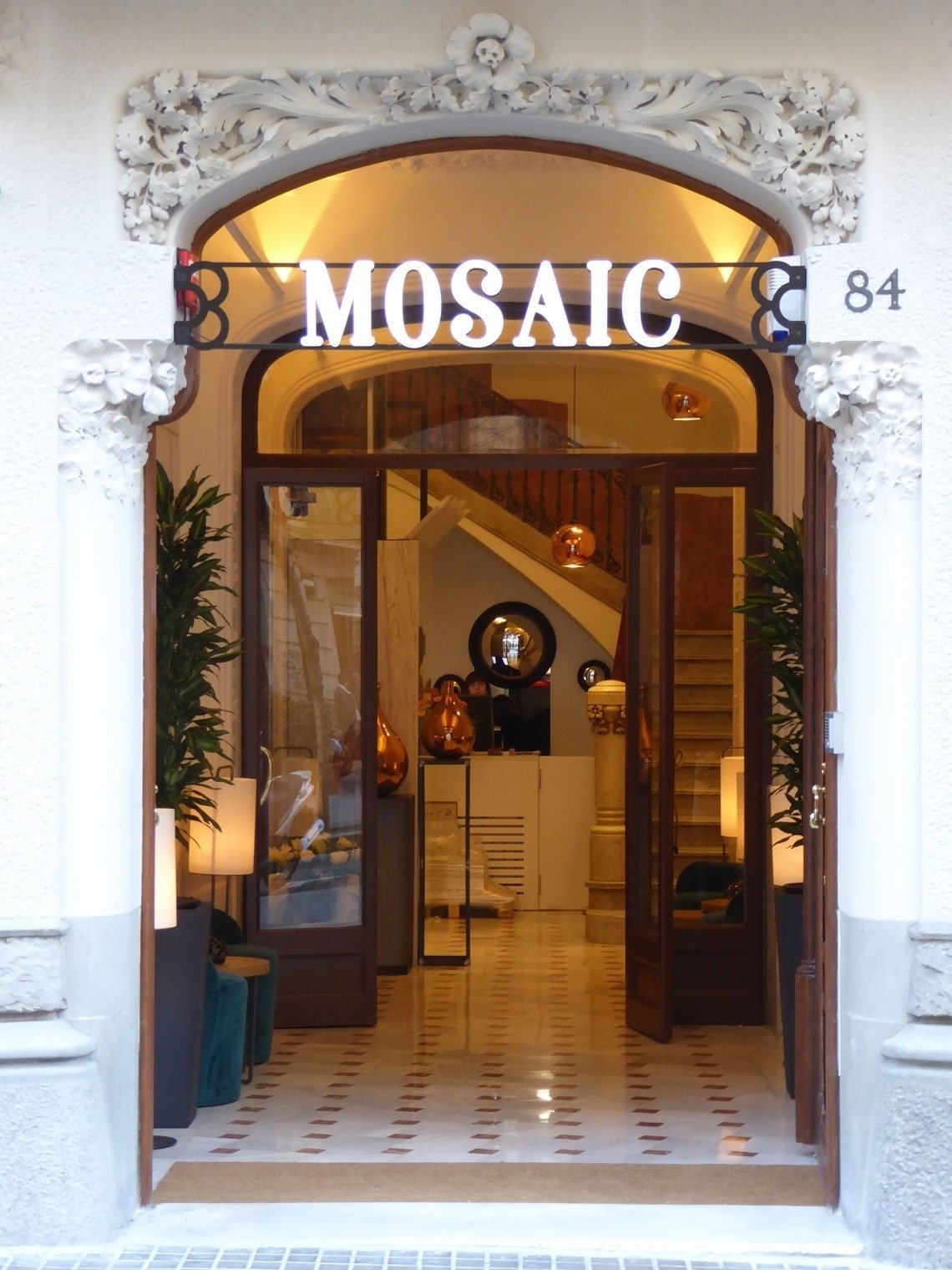 Entrance of the Hotel Boutique Mosaic by Ona Hotels, in Barcelona