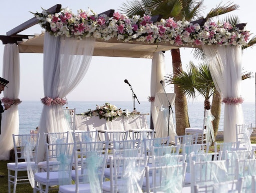 Chairs and wedding altar at the Hotel Ona Marinas in Nerja