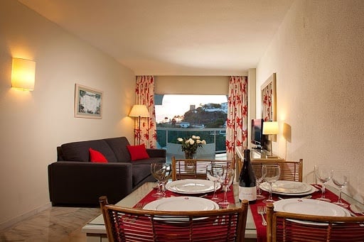 Living room and dining room of the Ona Marinas Hotel in Nerja