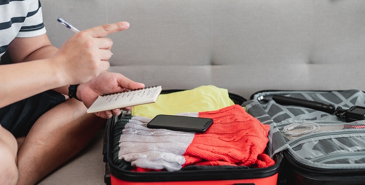 Travel Essentials for Women – How to Pack Perfectly for Any Trip