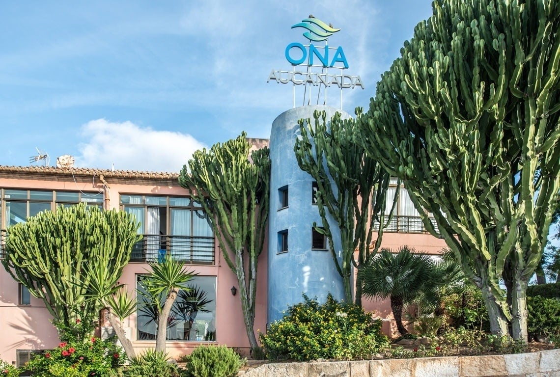 Entrance of the Ona Aucanada hotel in the North of Majorca