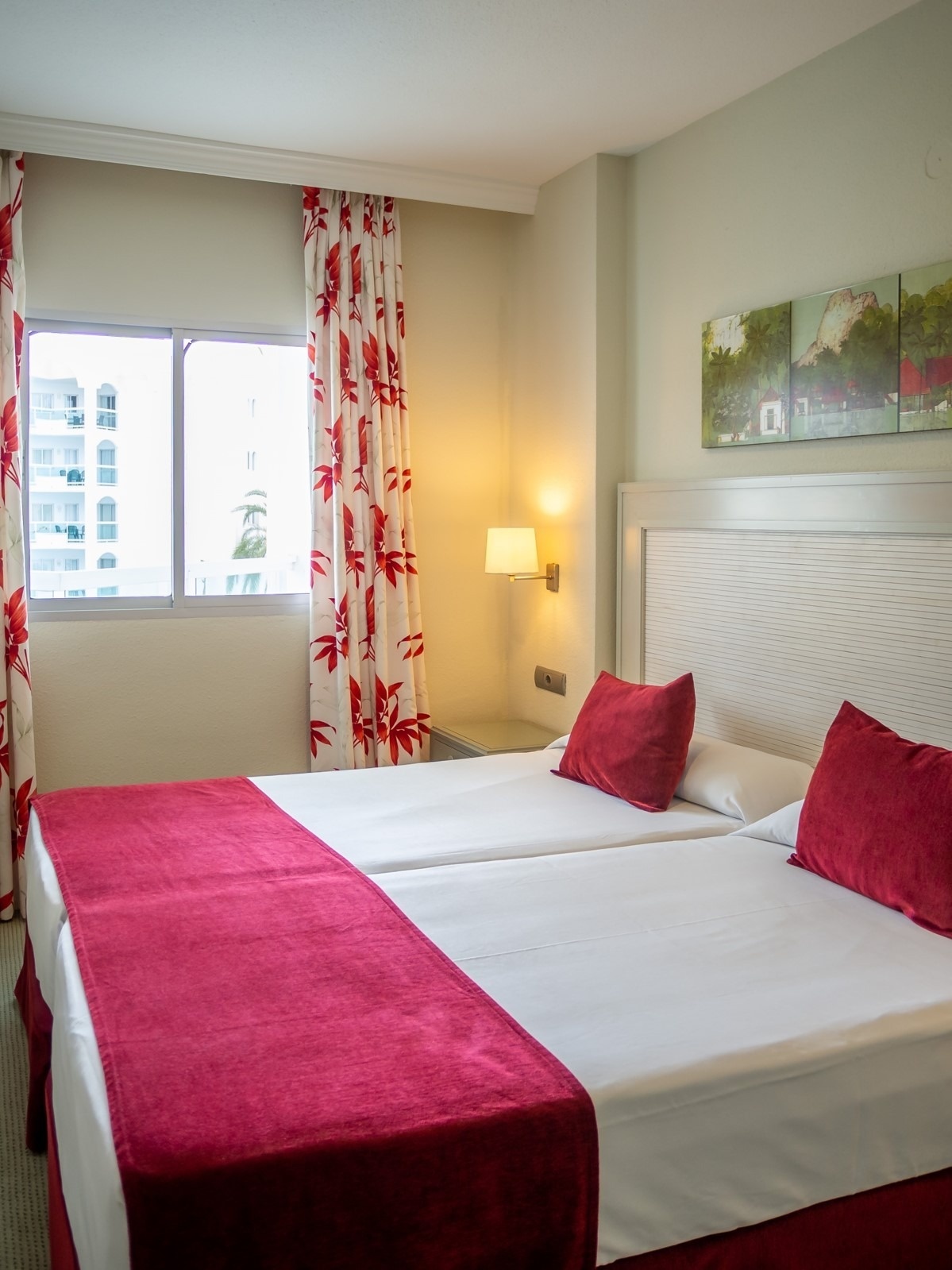 Apartment mit Doppelbett im Hotel Ona Marinas in Nerja