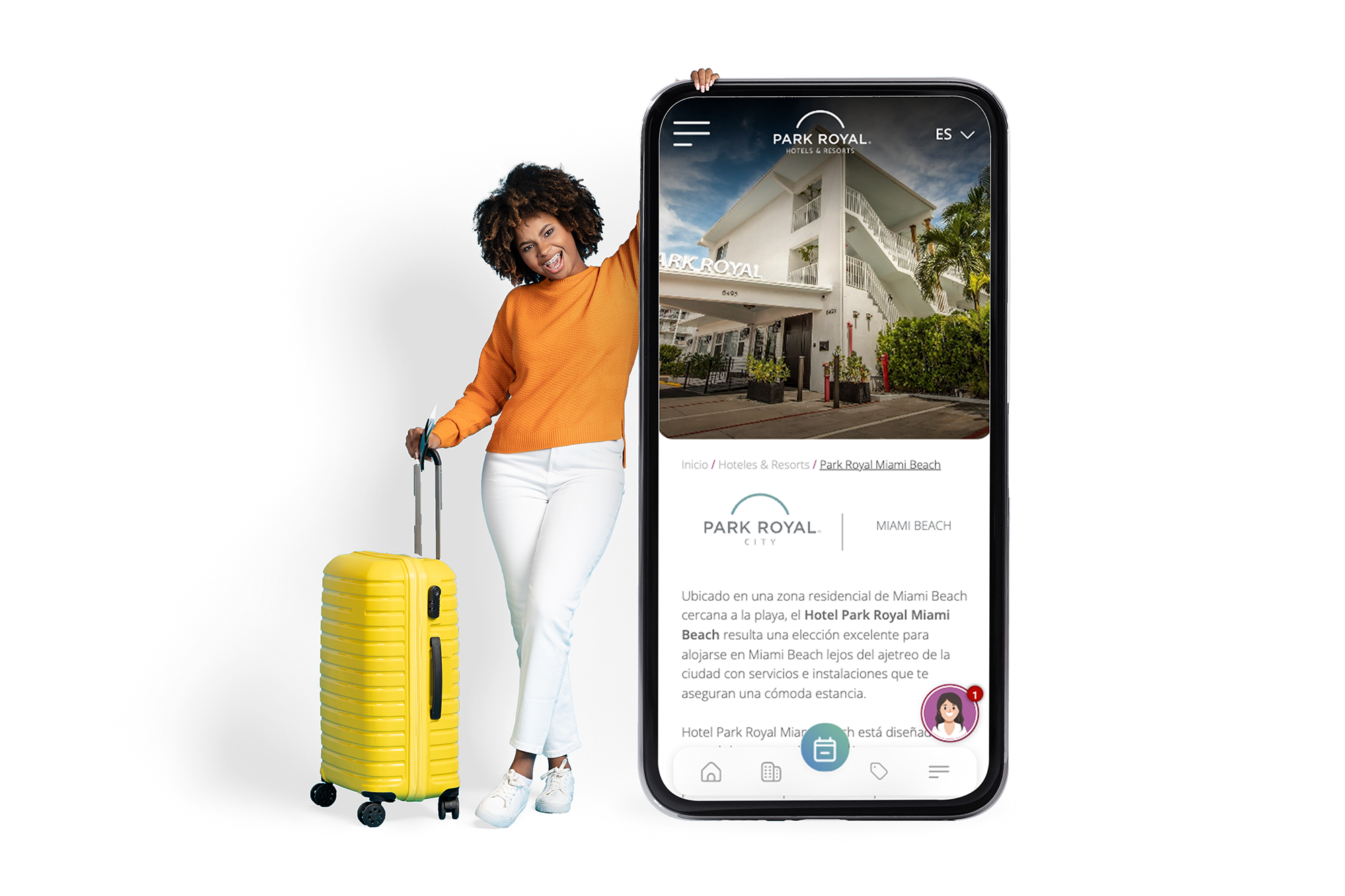 una mujer se sienta en una mesa con una computadora portátil y un teléfono inteligente