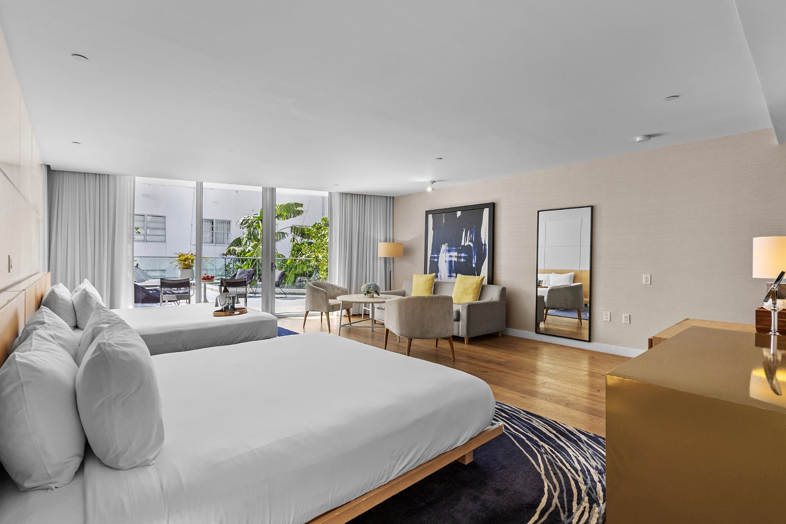Suite deux lits king-size avec terrasse
