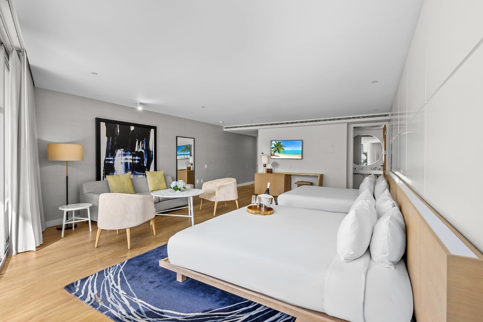 Suite deux lits king-size avec terrasse