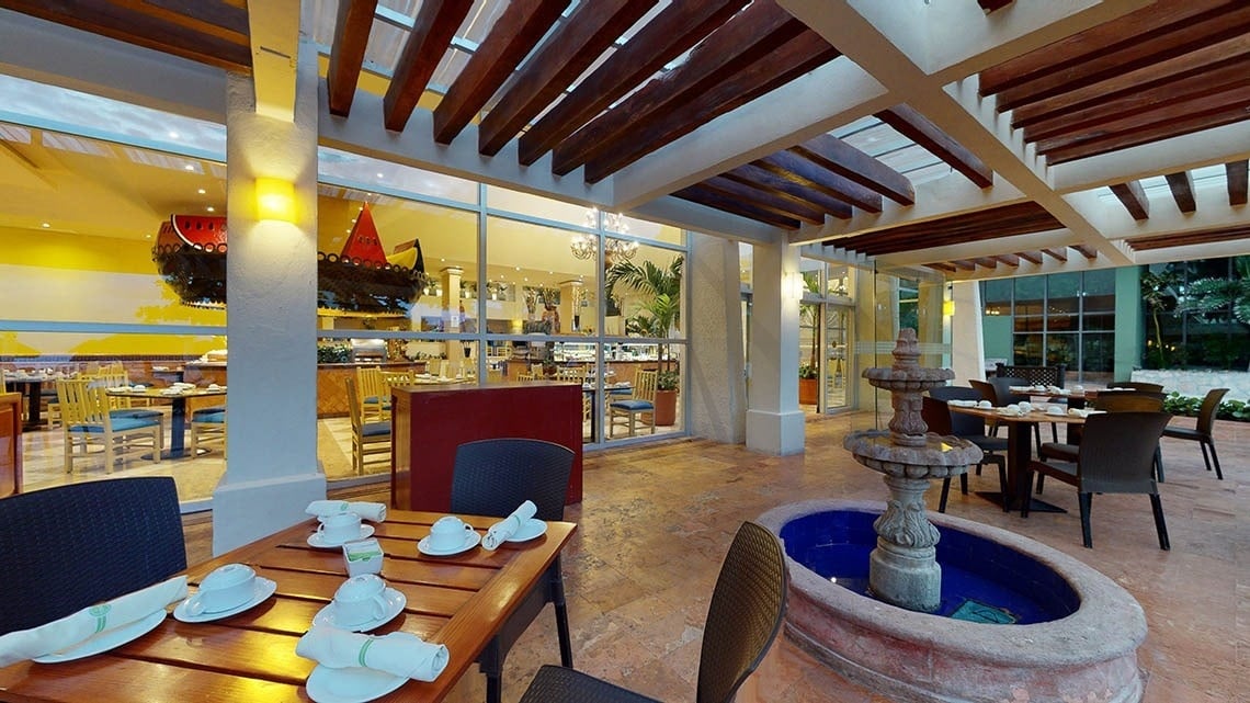 Cocay international buffet restaurant at Park Royal Grand Cancun