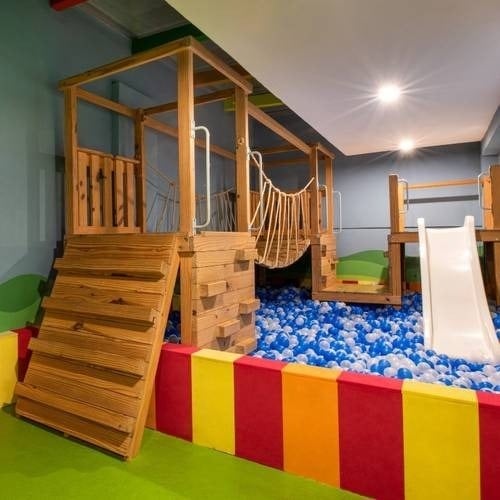 Kids club, zona para entretenimiento infantil en Park Royal Beach Acapulco