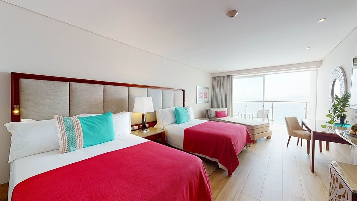 Royal Deluxe Ocean Front habitación con vistas al mar del Hotel Grand Park Royal Puerto Vallarta