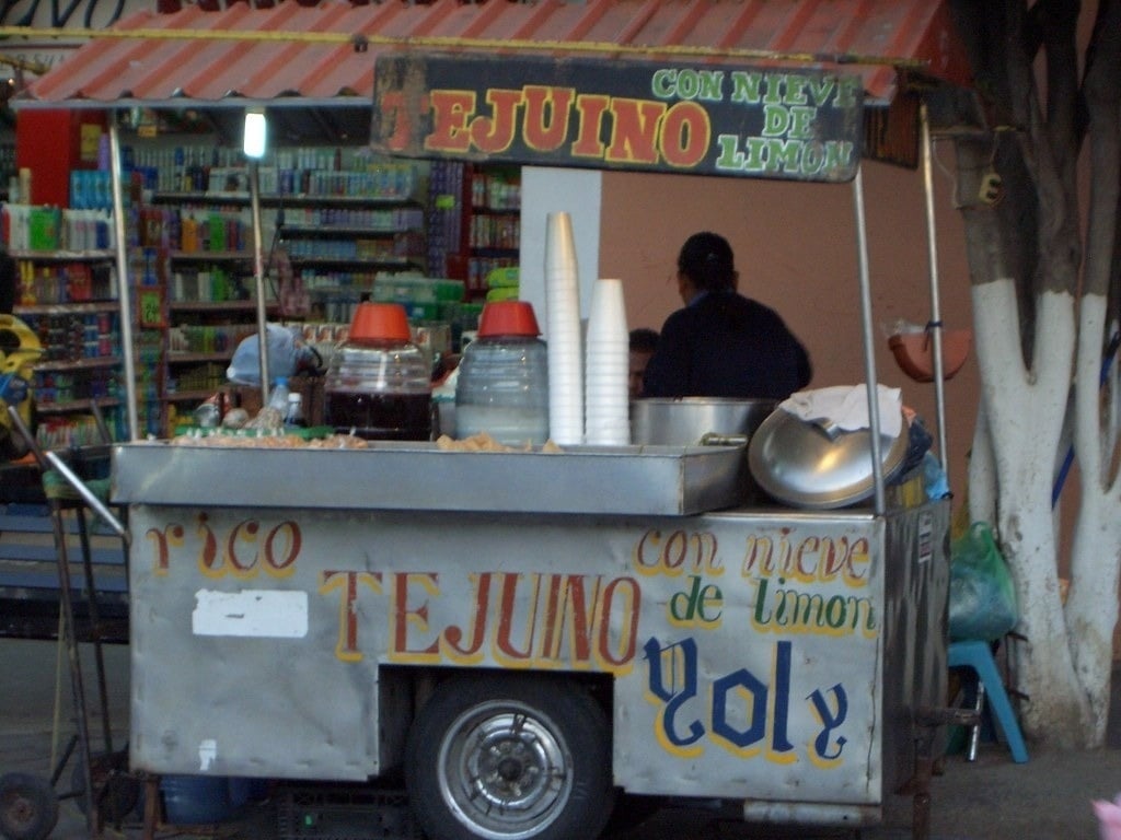 puesto callejero de Tejuino