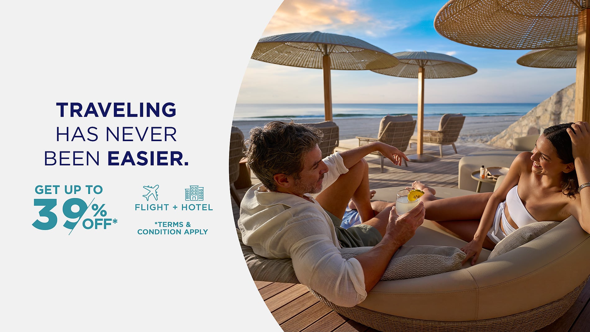 Couples relax at a beach resort, with a Royal Select at Grand Park Royal Cancún | Mexican Caribbean | Official Web offer of up to 39% off.