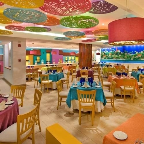 Restaurante Frida, decoração e comida tradicional do Hotel Park Royal Beach Cancun